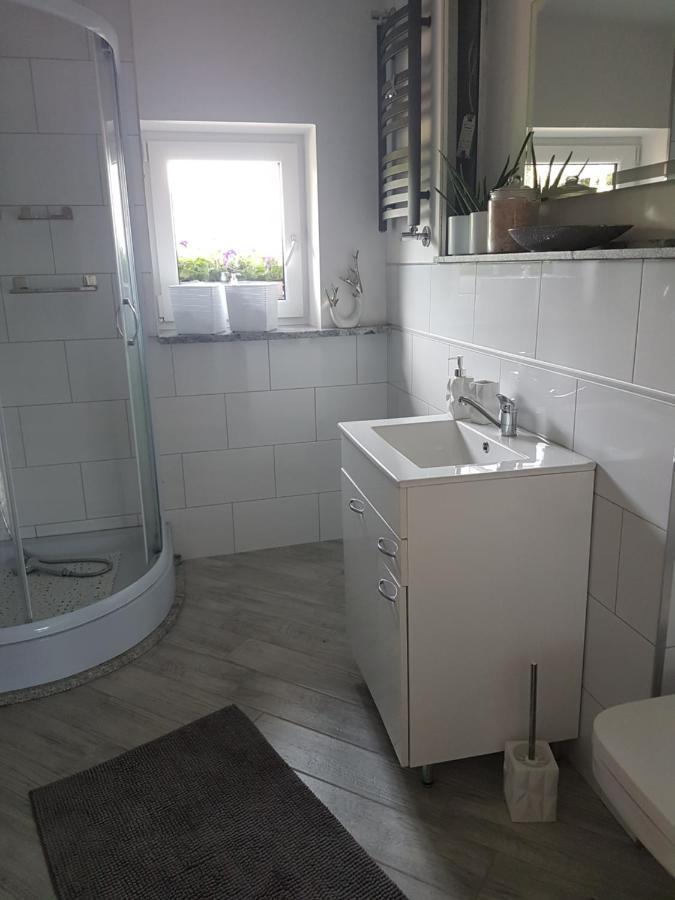 Wczasowisko Karola Apartment Lubomierz  Exterior photo